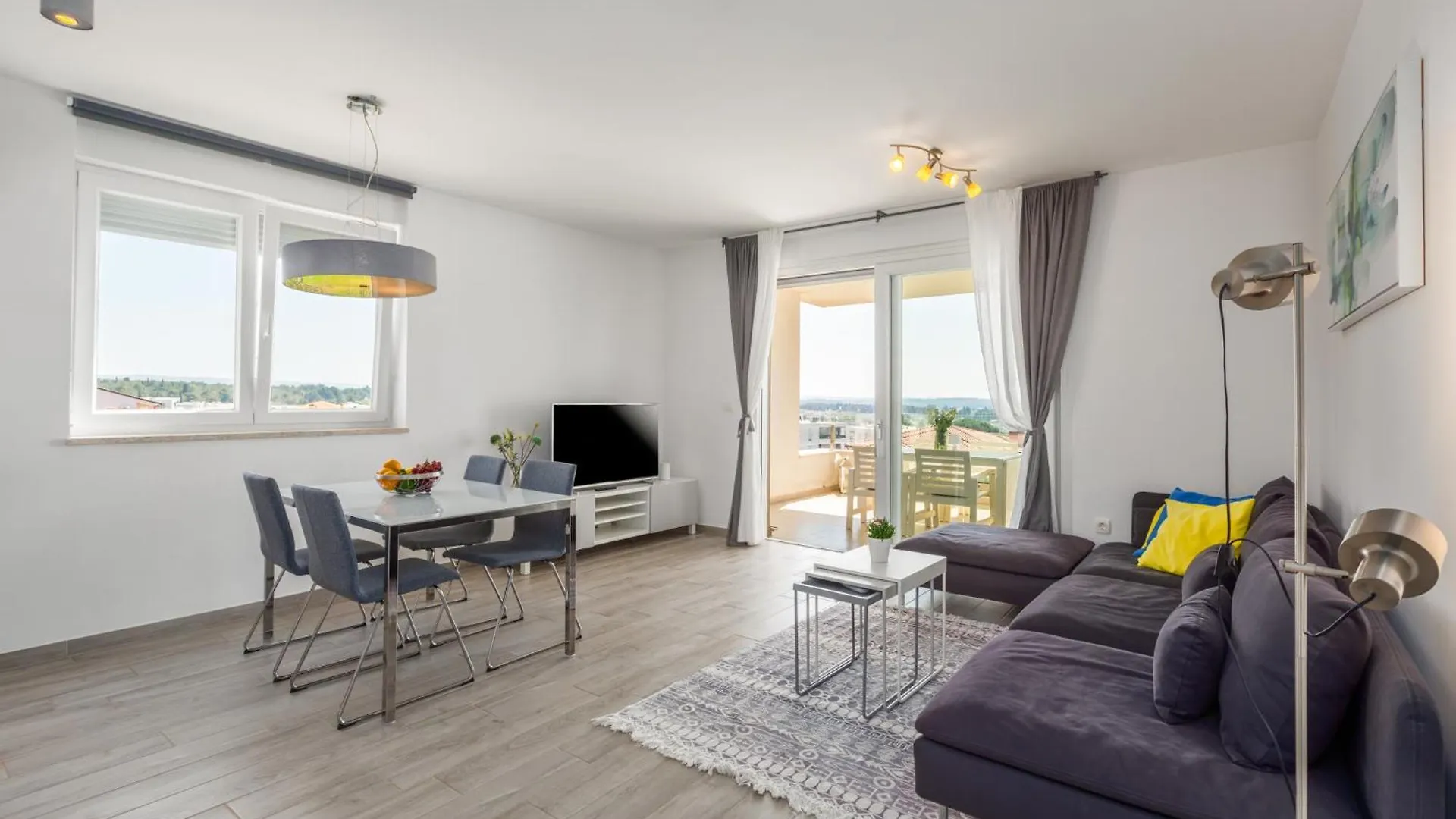 Apartment The View By Seeadria Agency Karpinjan