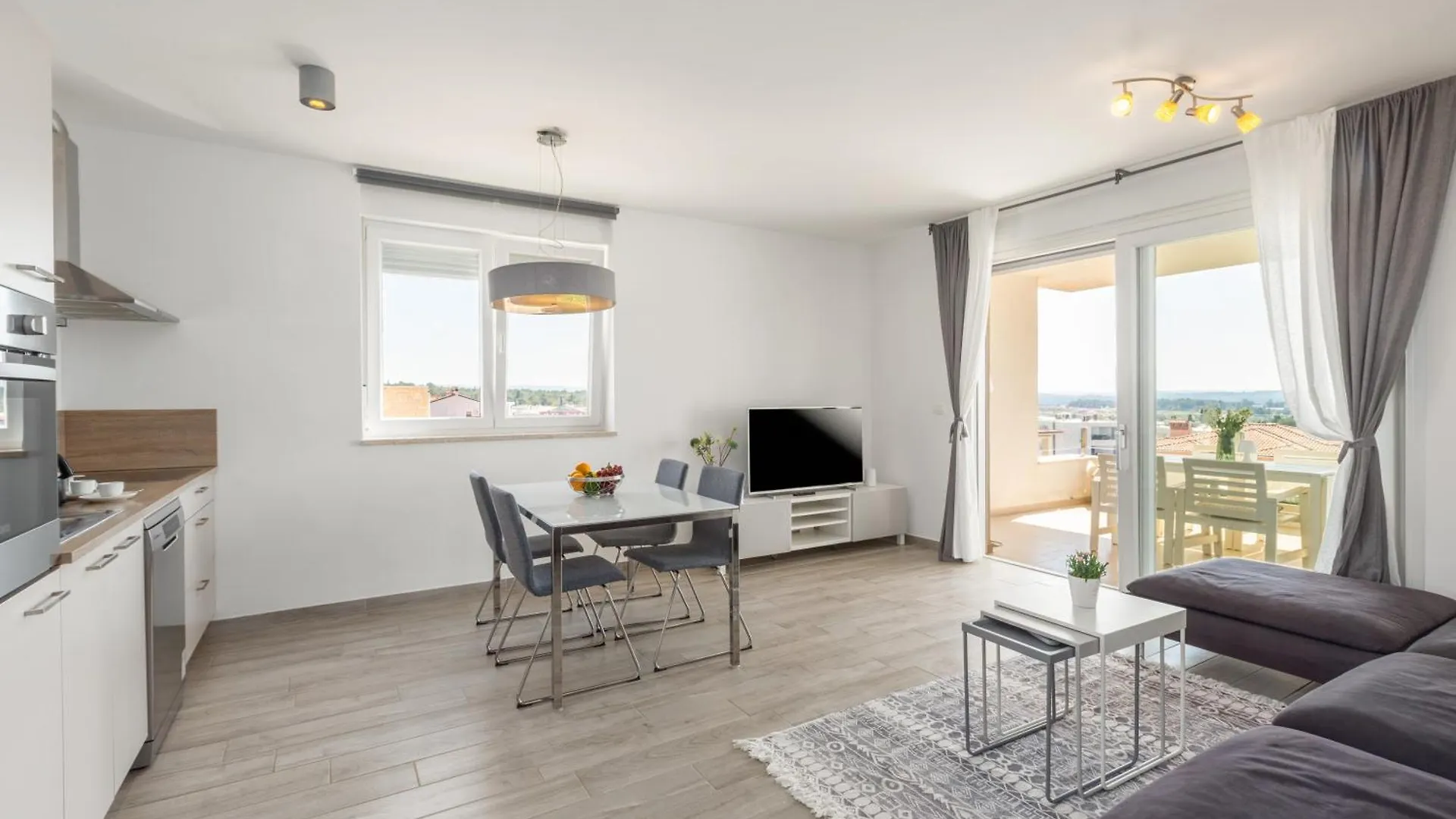 Apartment The View By Seeadria Agency Karpinjan